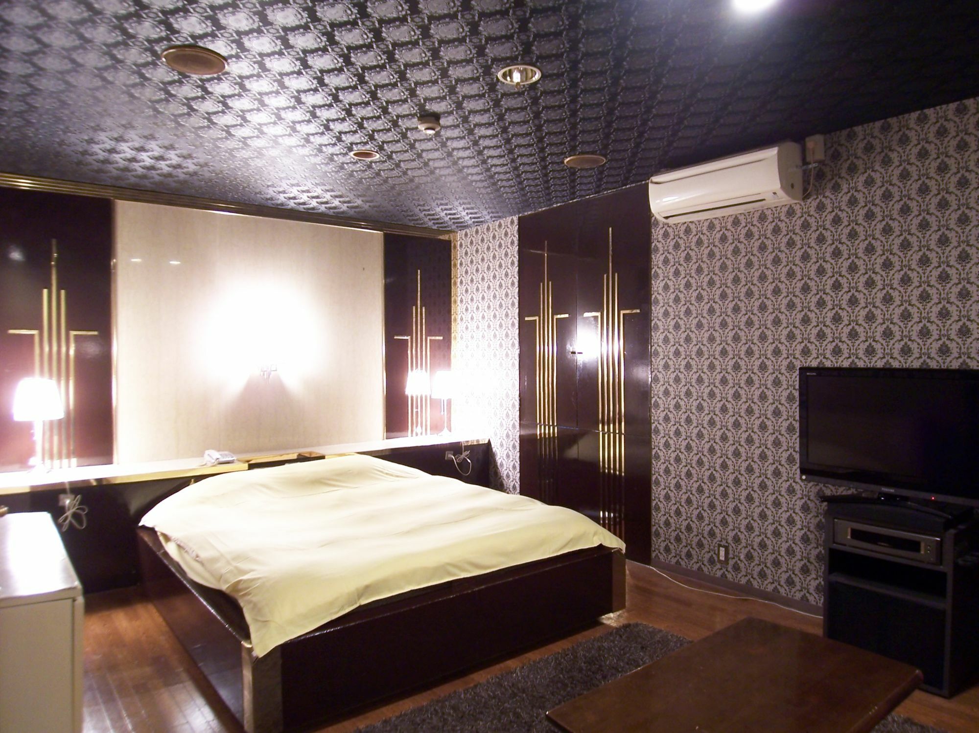 Hotel Pyramid (Adults Only) Himedzsi Kültér fotó